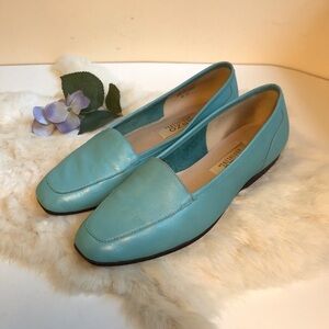 Vintage Leather Flats 8M Blue Loafers